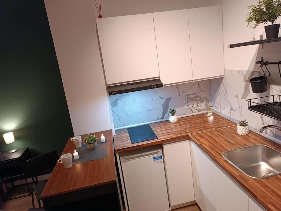 Studio20 Wifi Lejlighed Valencia Eksteriør billede